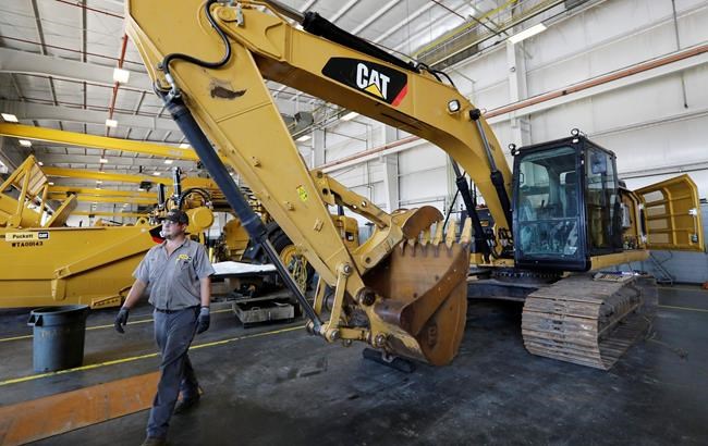 Caterpillar 4Q sales slip, but results top Wall Street | iNFOnews.ca