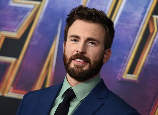 'Captain America' Chris Evans helps dedicate youth theatre | iNFOnews.ca