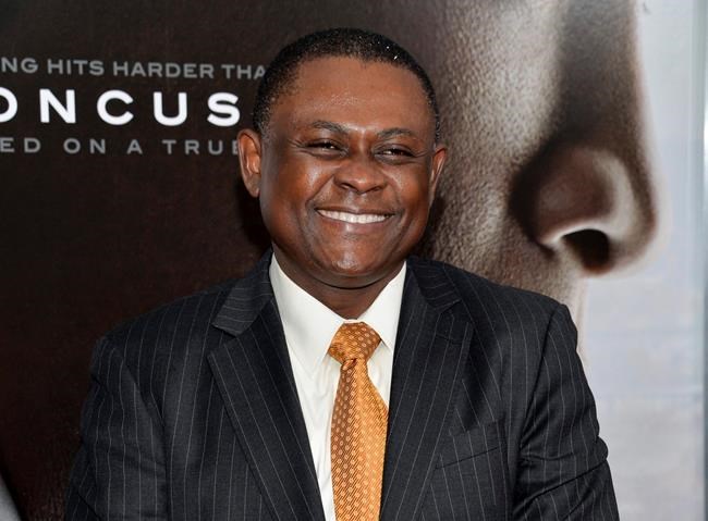Famed 'Concussion' pathologist alleges autopsy interference | iNFOnews.ca CP1182077184
