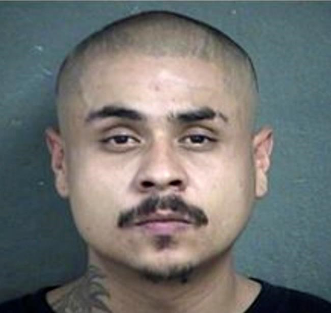 2 charged in Kansas bar shooting roamed free, despite past | iNFOnews.ca 2 charged in Kansas bar shooting roamed free, despite past | iNFOnews.ca