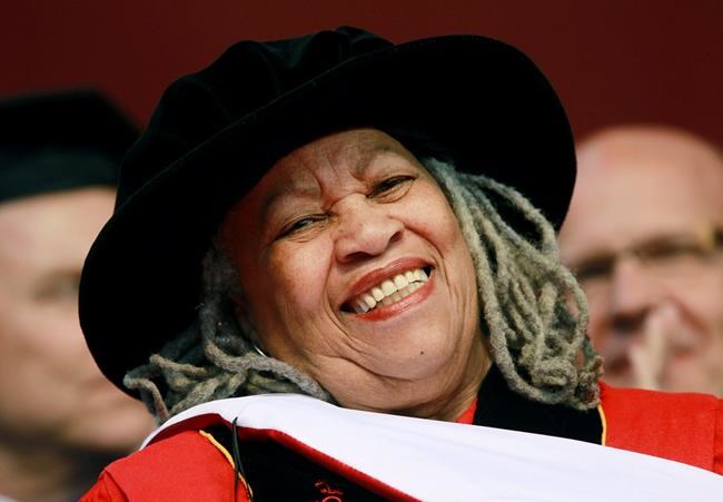 Winfrey, Coates to speak at upcoming Toni Morrison tribute | iNFOnews.ca CP1793313406