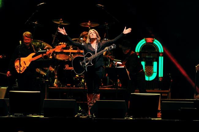 Kathy Mattea named WVU distinguished artist in residence | iNFOnews.ca CP1619762463