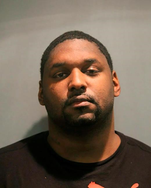 Man ordered held in slaying of Chicago club security guard | iNFOnews.ca
