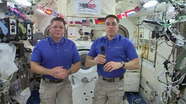 Astronaut says losing mirror on spacewalk was 'real bummer' | iNFOnews.ca Astronaut says losing mirror on spacewalk was 'real bummer' | iNFOnews.ca