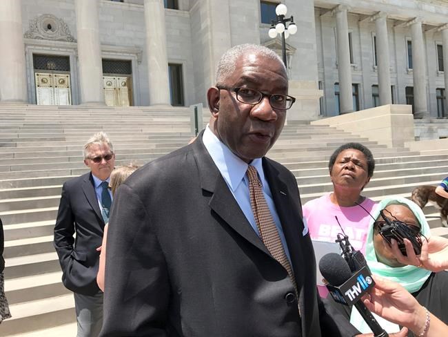 Arkansas court clears way for medical pot program's launch | iNFOnews.ca