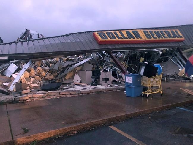 Possible twister: Damage reports at Mississippi-Alabama line | iNFOnews.ca CP232589895