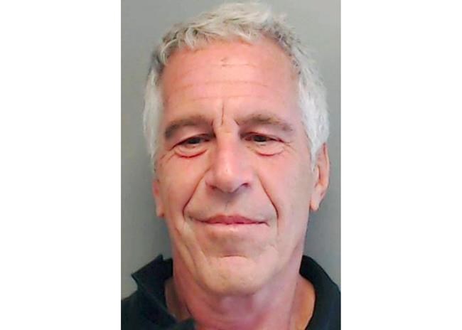 Medical examiner rules Epstein death a suicide by hanging | iNFOnews.ca Medical examiner rules Epstein death a suicide by hanging | iNFOnews.ca