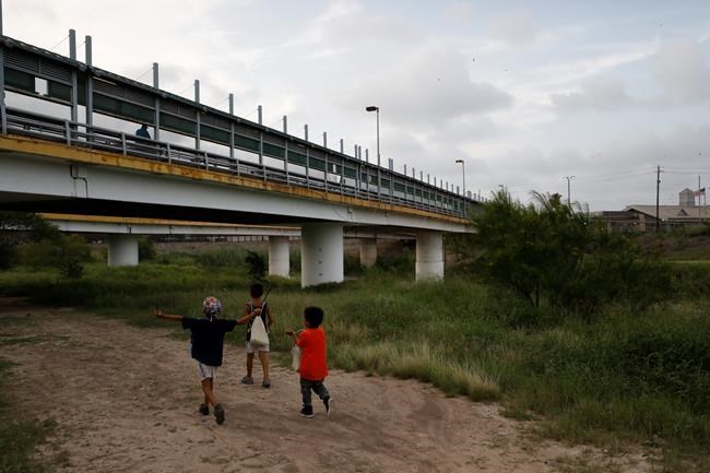 More children face immigration judges through video screens | iNFOnews.ca