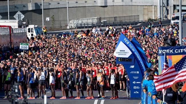 NYC Marathon sets record with nearly 53,000 finishers | iNFOnews.ca