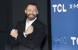 Hugh Jackman has another cancerous growth removed; urges others to get checked, wear sunscreen | iNFOnews.ca CP28326149
