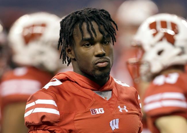 Wisconsin receiver sues university over discipline probe | iNFOnews.ca CP420363622