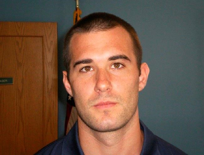 Georgia officer sued in fatal shooting of fleeing man | iNFOnews.ca Georgia officer sued in fatal shooting of fleeing man | iNFOnews.ca