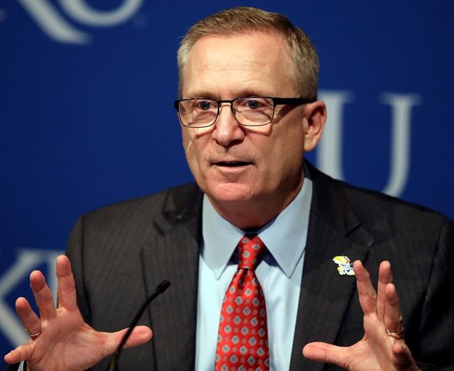 Kansas AD Jeff Long resigns after Les Miles debacle | iNFOnews.ca CP1679301360