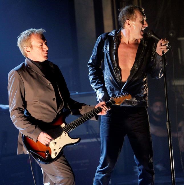 Andy Gill, guitarist for punk band Gang of Four, has died | iNFOnews.ca Andy Gill, guitarist for punk band Gang of Four, has died | iNFOnews.ca