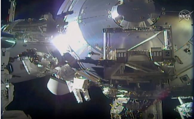 Cable trouble dogs spacewalkers in European lab upgrades | iNFOnews.ca Cable trouble dogs spacewalkers in European lab upgrades | iNFOnews.ca