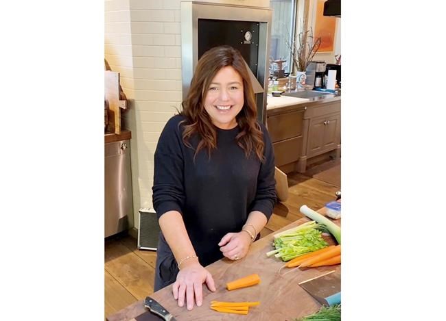 Rachael Ray tapes show from home, makes $4M virus donation | iNFOnews.ca