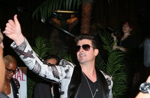 Robin Thicke, Lorde, Ariana Grande, more perform at Universal Music brunch honouring CEO | iNFOnews.ca CP26961202