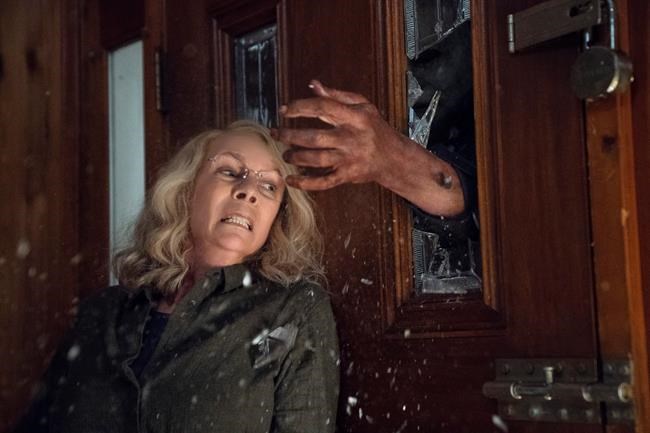'Halloween' carves up another $32 million to top box office | iNFOnews.ca
