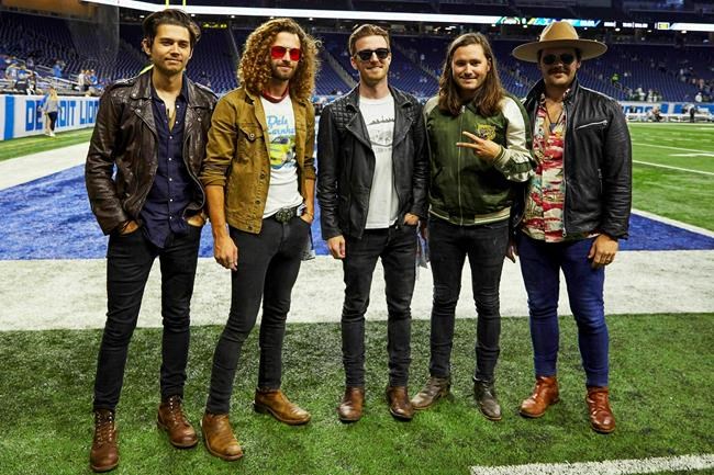 Luke Combs, Ashley McBryde, LANCO win ACM new artists awards | iNFOnews.ca