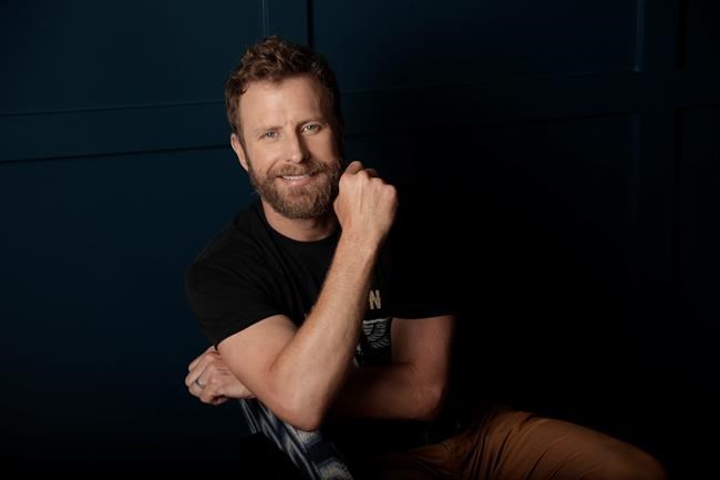 Dierks Bentley wants to take fans higher on 'The Mountain' | iNFOnews.ca