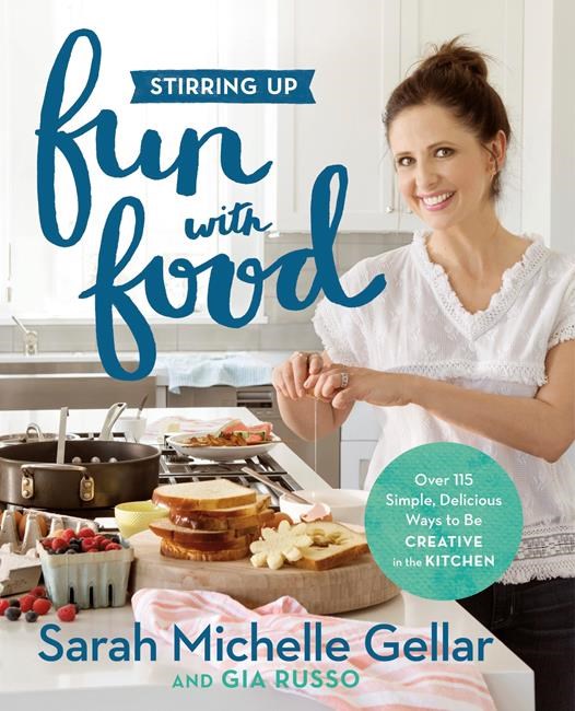 Sarah Michelle Gellar still has awesome skills with a skewer | iNFOnews.ca Sarah Michelle Gellar still has awesome skills with a skewer | iNFOnews.ca