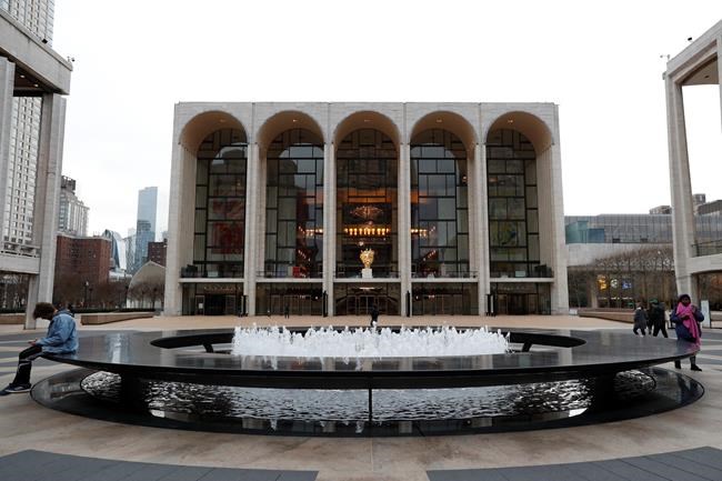 Shuttered Met Opera to lock out stagehands | iNFOnews.ca