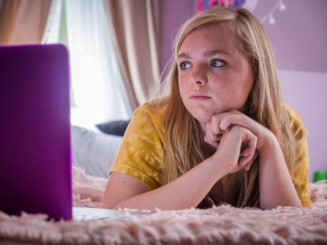 8th graders can see R-rated 'Eighth Grade' free this week | iNFOnews.ca