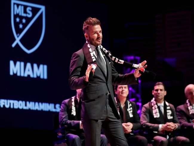 Fashionisto Simon Doonan sees magic, madness in soccer style | iNFOnews.ca Fashionisto Simon Doonan sees magic, madness in soccer style | iNFOnews.ca