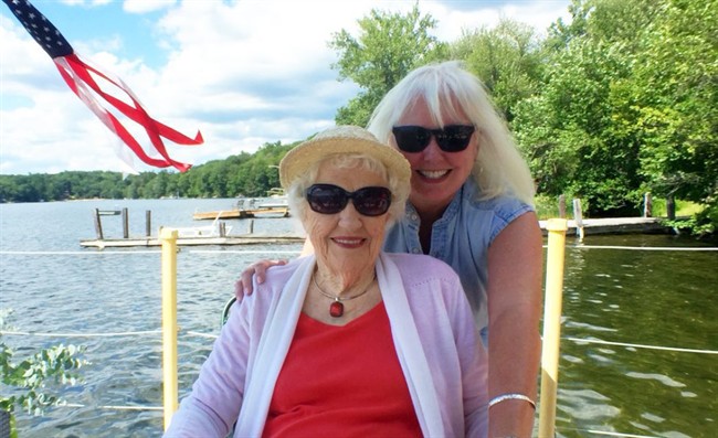 Planning, prep, patience key for frail seniors home from assisted living for the holidays | iNFOnews.ca CP35766508