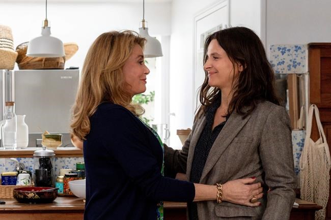 Review: A master class by Catherine Deneuve in 'The Truth' | iNFOnews.ca