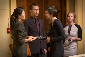 Maggie Gyllenhaal honours 'The Honorable Woman,' starring in a personal story on a global scale | iNFOnews.ca CP29304440
