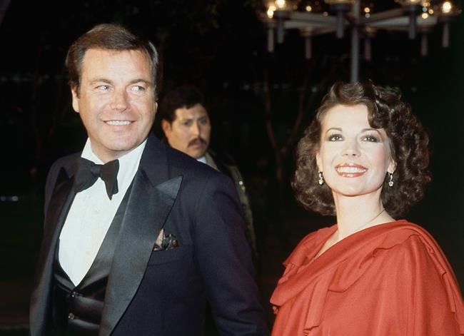 Detectives vie to re-interview husband in Natalie Wood death | iNFOnews.ca Detectives vie to re-interview husband in Natalie Wood death | iNFOnews.ca