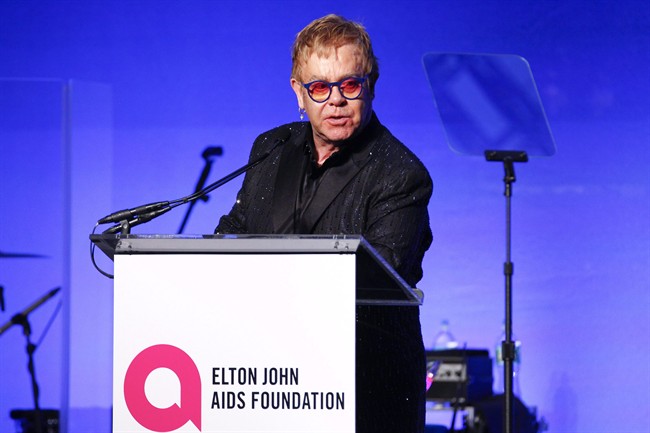 Elton John reflects on past year at annual AIDS gala; talks new album, secret Broadway musical | iNFOnews.ca CP35179032