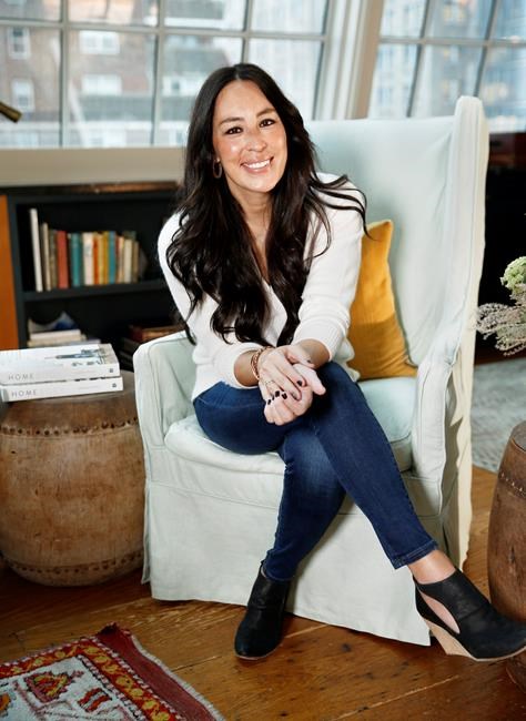 Joanna Gaines tells how to make a house a home in new book | iNFOnews.ca