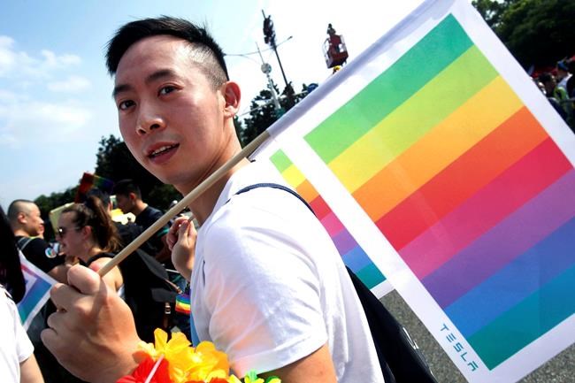 The holidays can be painful for LGBTQ children and teens | iNFOnews.ca The holidays can be painful for LGBTQ children and teens | iNFOnews.ca