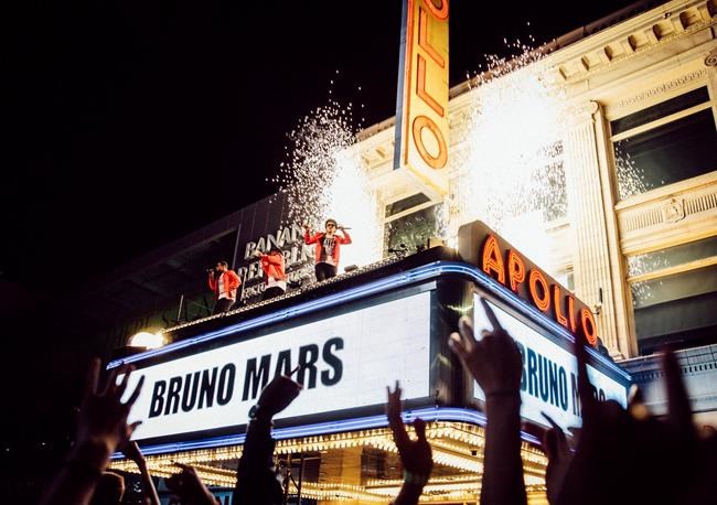 Bruno Mars' first TV special to air Nov. 29 on CBS | iNFOnews.ca