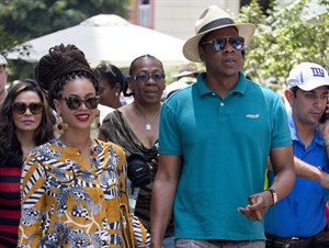 Jay-Z address Cuba trip with Beyonce and criticizes politicians in new song 'Open Letter' | iNFOnews.ca CP22867307