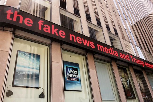 The Latest: GOP backer says he wasn't involved in Fox story | iNFOnews.ca CP465161555