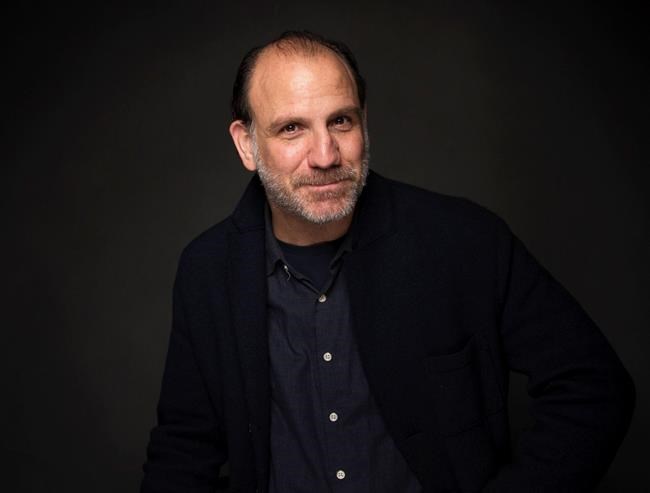 On 'Orange,' Nick Sandow excels by more than a whisker | iNFOnews.ca