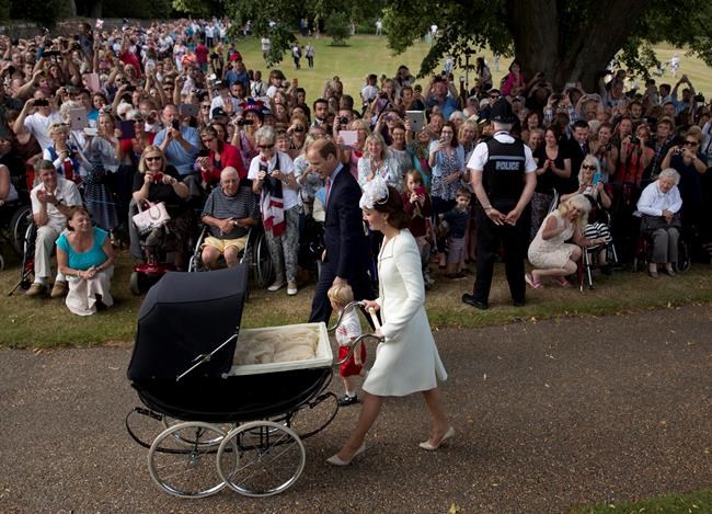 Some ideas for treating a favoured newborn like royalty | iNFOnews.ca CP1839115780