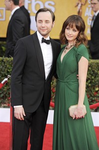 Ex-'Gilmore Girl' Alexis Bledel and 'Mad Men' star Vincent Kartheiser are engaged | iNFOnews.ca