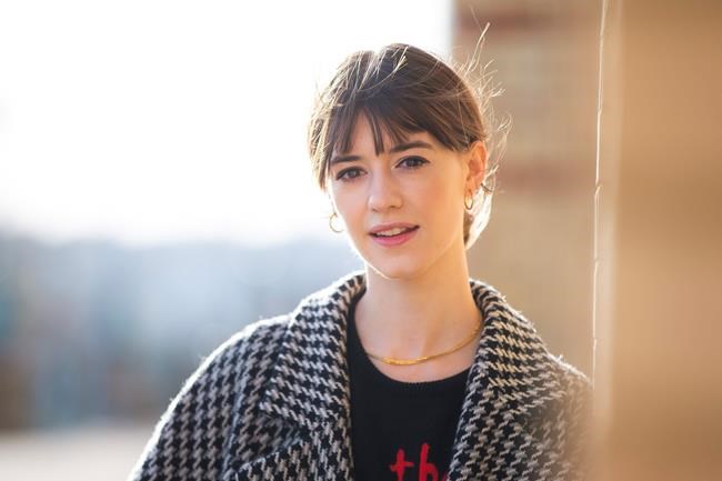 AP Breakthrough Entertainer: Daisy Edgar-Jones helps connect | iNFOnews.ca