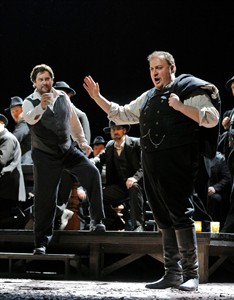 Tenor does double duty as opera's favourite twin bill closes Met HD season | iNFOnews.ca Tenor does double duty as opera's favourite twin bill closes Met HD season | iNFOnews.ca