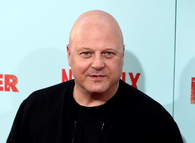Review: Michael Chiklis, you made your debut album? Why? | iNFOnews.ca Review: Michael Chiklis, you made your debut album? Why? | iNFOnews.ca