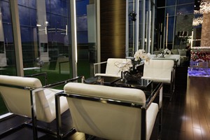 Judge says he's unlikely to block ABC show 'Glass House' from airing | iNFOnews.ca CP18828889