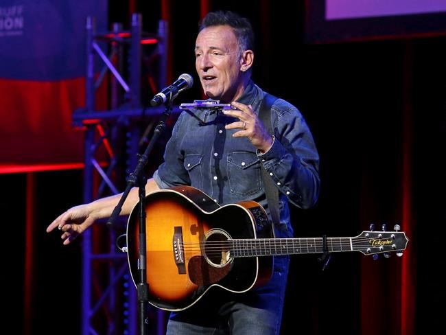 Bruce Springsteen extends his Broadway concerts into Feb. | iNFOnews.ca Bruce Springsteen extends his Broadway concerts into Feb. | iNFOnews.ca