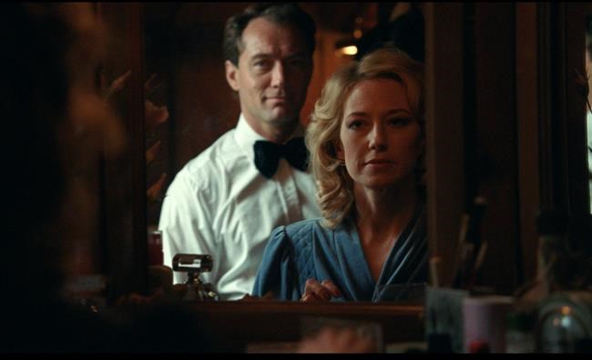 Jude Law, Carrie Coon on the moody marital drama ‘The Nest’ | iNFOnews.ca CP727626122