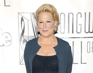 Bette Midler to perform at Oscars for 1st time; producers don't say which number she chose | iNFOnews.ca CP27283672