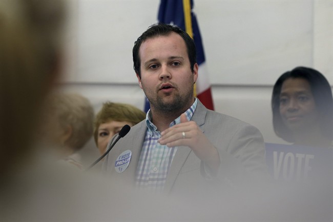 Ex-reality star Josh Duggar enters rehab after admitting to pornography addiction and adultery | iNFOnews.ca CP34340238
