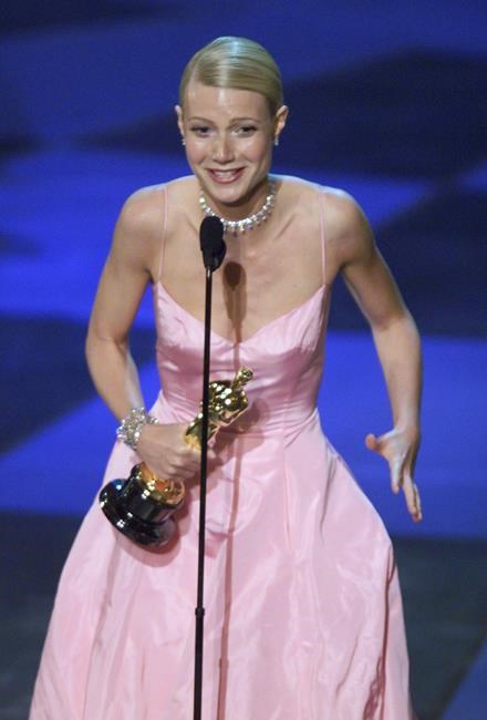 Oscars fashion through the years: The great and the puzzling | iNFOnews.ca